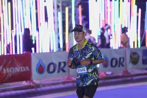 BIB: 41400
                            <button type="button" onclick="openModal(23233696)" class="btn btn-primary btn-sm float-right btn-popup" data-toggle="modal" data-target=".modal-high-quality">
                        <i class="fas fa-shopping-cart"></i> Add to Cart
                    </button>
                                            <button type="button" onclick="isThisMe(23233696, true)" class="btn btn-success btn-sm float-right btn-popup btn-isme hidden" data-toggle="tooltip" data-placement="bottom" title="นี่คือรูปของคุณใช่ไหม คลิกที่นี่เพื่อเอาเข้าอัลบั้ม">
                        <i class="fas fa-plus"></i> Add to album
                    </button>
                    <button type="button" onclick="isThisMe(23233696, false)" class="btn btn-warning btn-sm float-right btn-popup btn-isnotme hidden">
                        <i class="fas fa-ban"></i> Remove from album
                    </button>